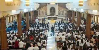 imagem da noticia Iraque: 1700 jovens no Encontro CristÃ£o