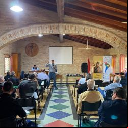 : Apresentação do Provincial do Rio de Janeiro, que foi secretário de seu grupo de trabalho na Assembleia (2).jpeg