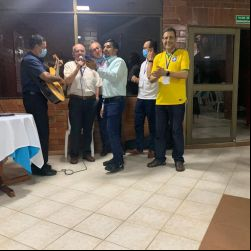 : Confraternização coordenada pelo Pe Nelson1