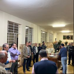 : Confraternização1