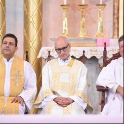 : MISSA DE JUBILEU DE OURO SACERDOTAL (9)