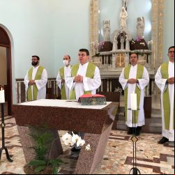 : Missa de abertura presidida pelo Provincial de São Paulo e Conselho (6).jpeg