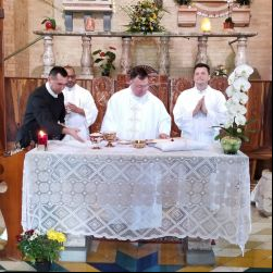 : Missa final da Assembleia presidida pelo Superior Geral e concelebrada pelos Superiores das Missões em Cuba (Padre Máximo) e Suriname (Padre Ricardo) (12)