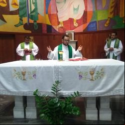 : Missa presidida pelo Pe. Gilson (assessor provincial dos MLR da Vice-Província da Bahia) (7)