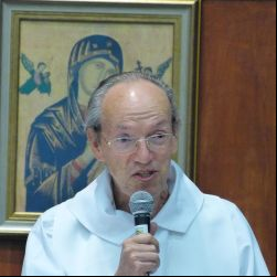 : Pe. Freitas