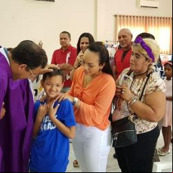 : Missa celebrada pelo Pe Nelson em Batavia (6)